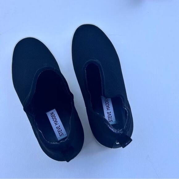 Steve Madden Women's Loxer Pull On Ankle Boot  Low Heel Style Sneakers Sz 8 - Picture 8 of 12